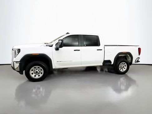 Used 2024 GMC Sierra 2500 Pro w/ Convenience Package image 5