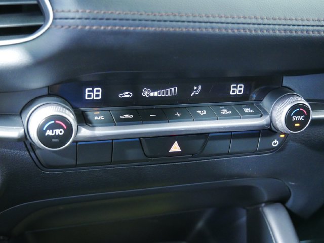 Used 2024 MAZDA MAZDA3 s FWD image 30