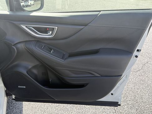 Used 2019 Subaru Forester Limited w/ Popular Package #3 image 26
