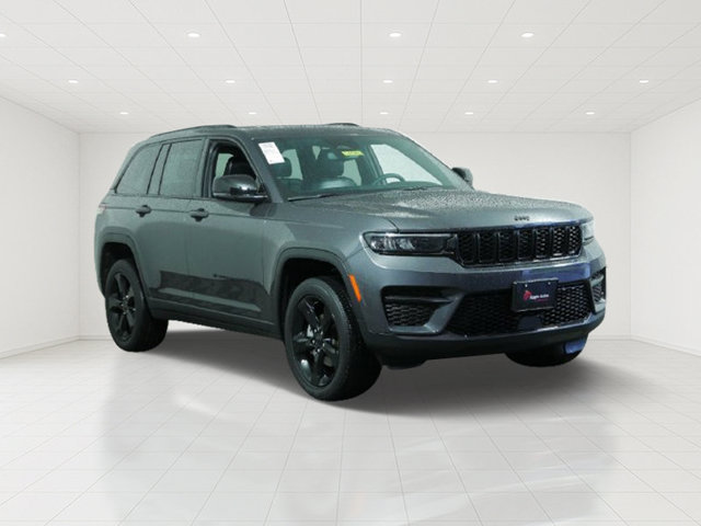Used 2023 Jeep Grand Cherokee Altitude AWD/4WD image 1