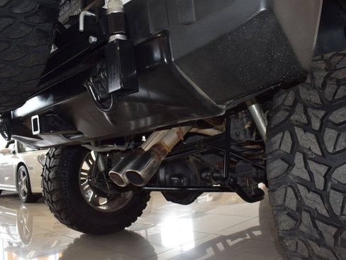 Used 2003 HUMMER H2 w/ Preferred Equipment Group AWD/4WD image 21