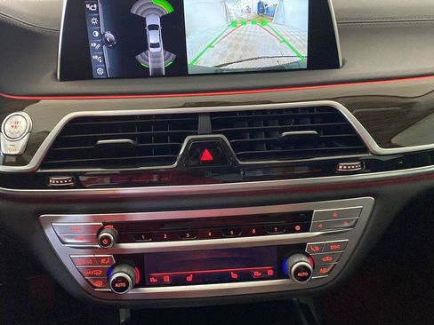 Used 2017 BMW 740i xDrive AWD/4WD image 5