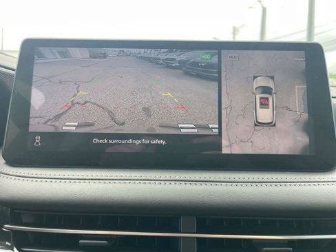 Certified 2025 INFINITI QX60 Luxe w/ Vision Package image 16