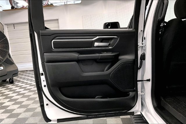 Used 2025 RAM 1500 Big Horn AWD/4WD image 23