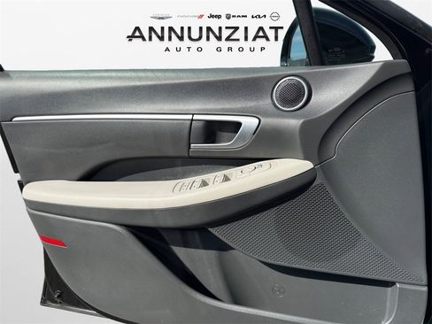 Used 2025 Hyundai Sonata SEL image 28