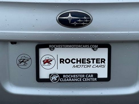 Used 2013 Subaru Outback 2.5i Limited w/ Moonroof Pkg AWD/4WD image 40