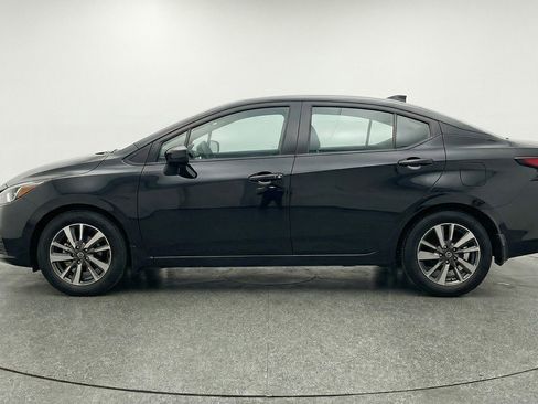 Used 2025 Nissan Versa SV FWD image 5
