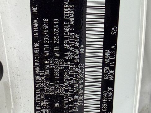 Used 2022 Toyota Highlander XLE image 23