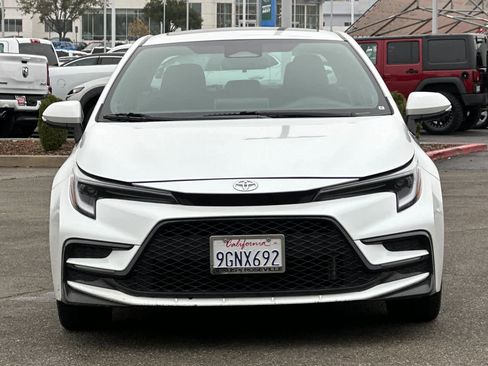 Used 2023 Toyota Corolla SE image 10