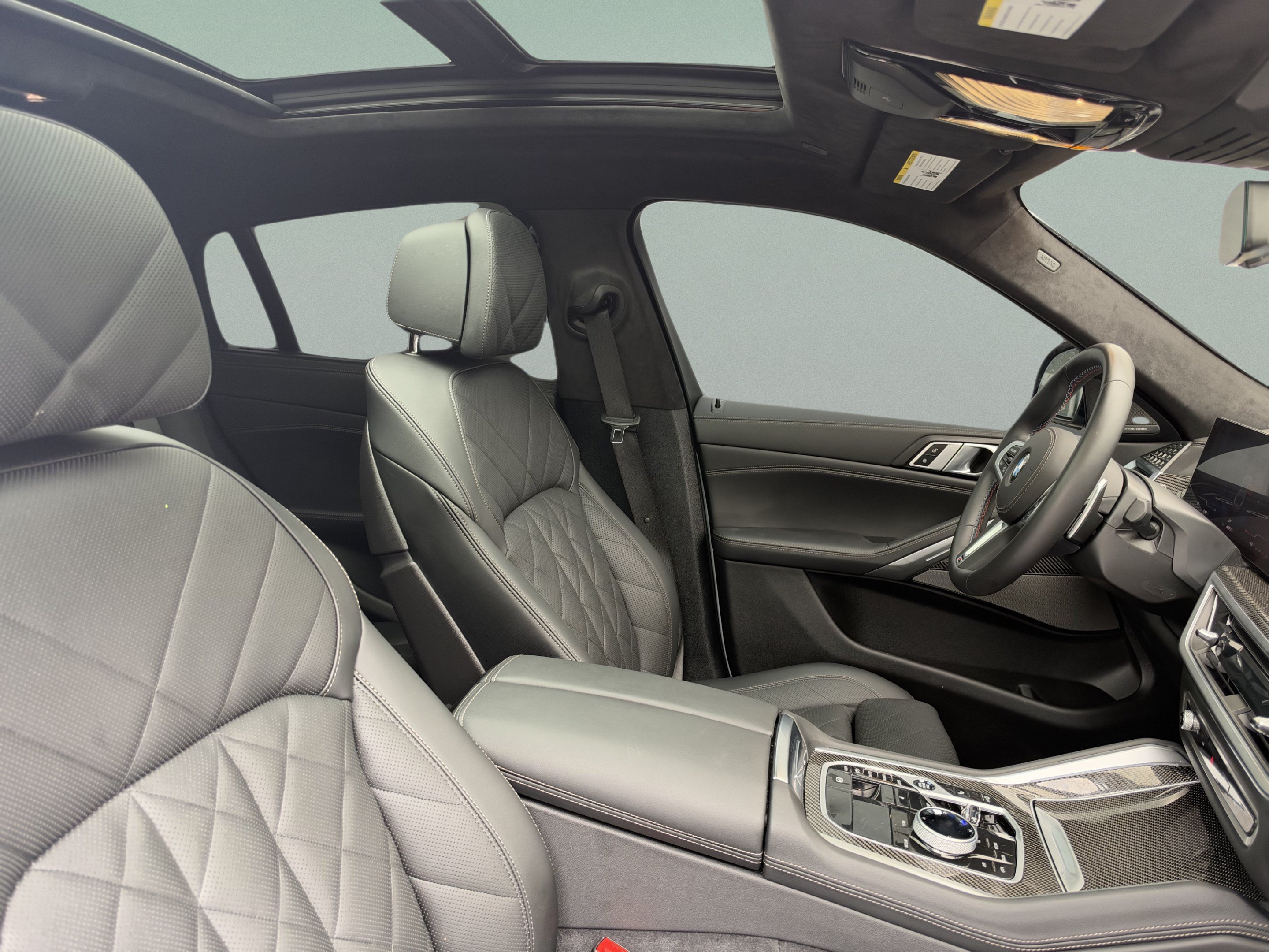 Used 2026 BMW X6 M60i AWD/4WD image 21