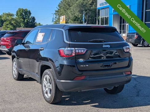 Used 2023 Jeep Compass Sport AWD/4WD image 5