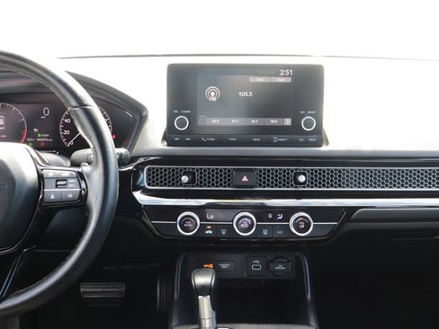 Used 2023 Honda Civic Sport image 16