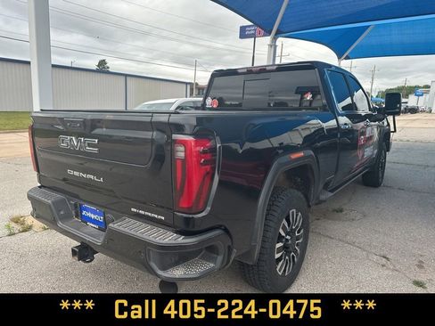Used 2024 GMC Sierra 2500 Denali Ultimate AWD/4WD image 7