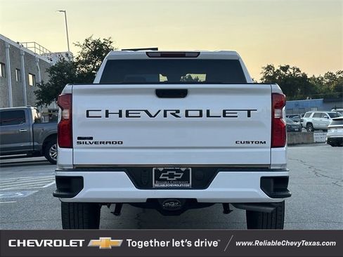 New 2026 Chevrolet Silverado 1500 Custom w/ Turbomax Blackout Package image 9