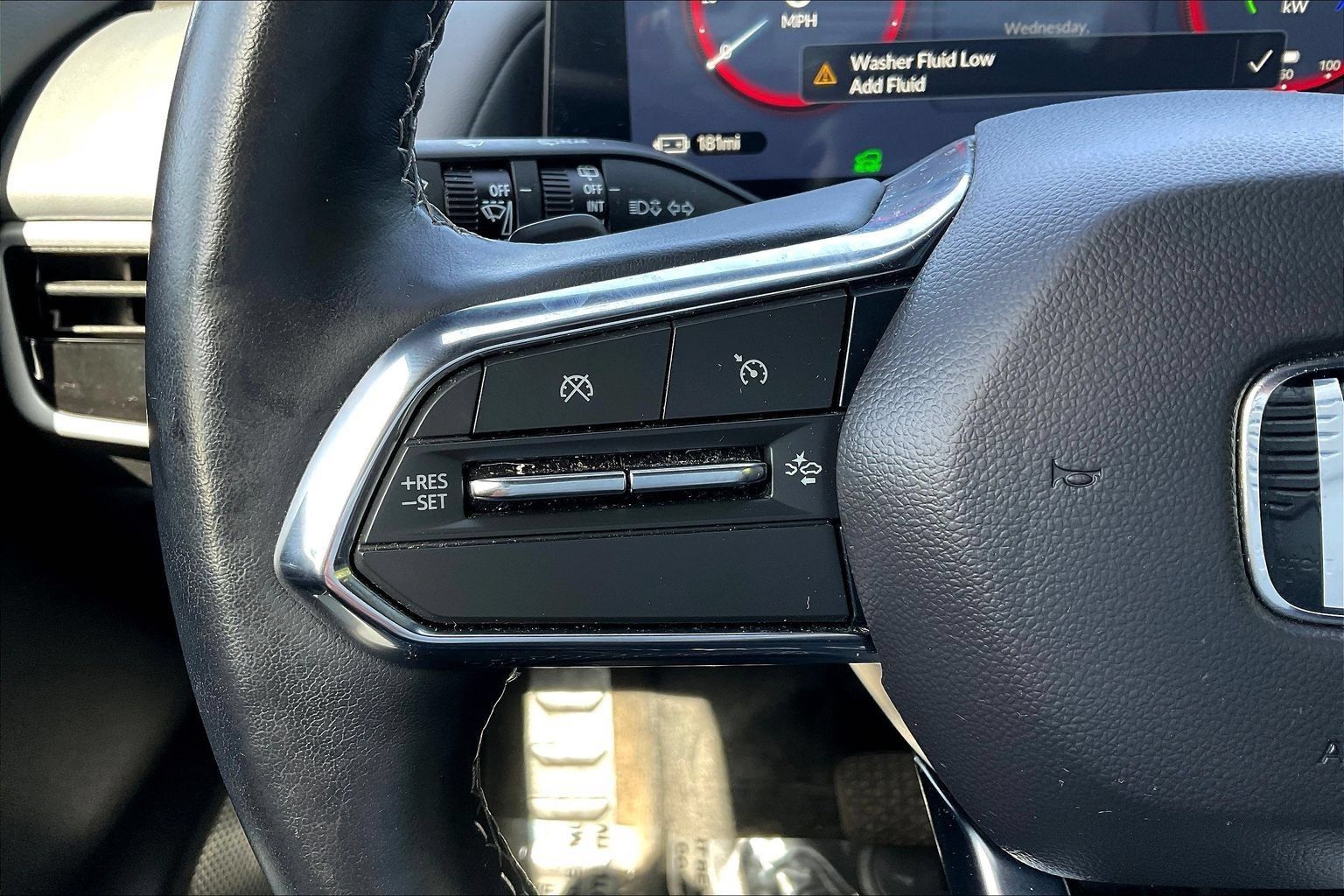 Used 2024 Honda Prologue Touring image 11