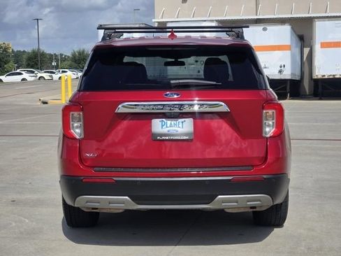 Used 2020 Ford Explorer XLT w/ Equipment Group 202A RWD image 6
