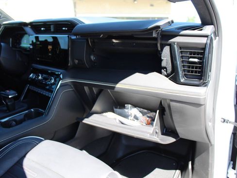 Used 2024 GMC Sierra 1500 AT4X AWD/4WD image 93