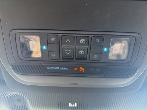 Used 2025 Ford Explorer ST AWD/4WD image 46