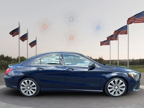 Used 2017 Mercedes-Benz CLA 250 4MATIC image 4