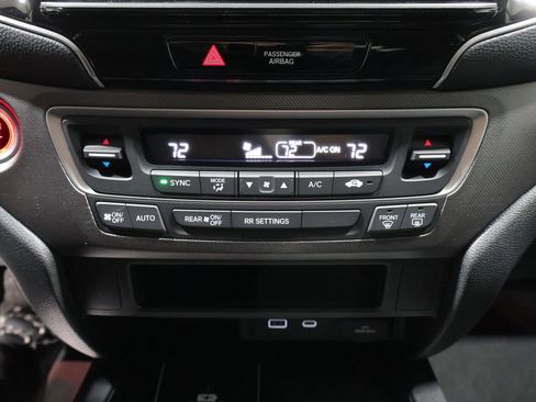 Used 2025 Honda Ridgeline Sport image 30