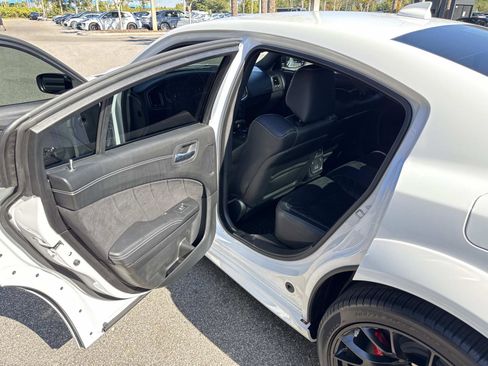 Used 2023 Dodge Charger SRT Hellcat w/ Harman/Kardon Audio Group image 13