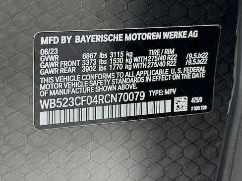 Used 2024 BMW iX xDrive50 w/ Premium Package AWD/4WD image 32