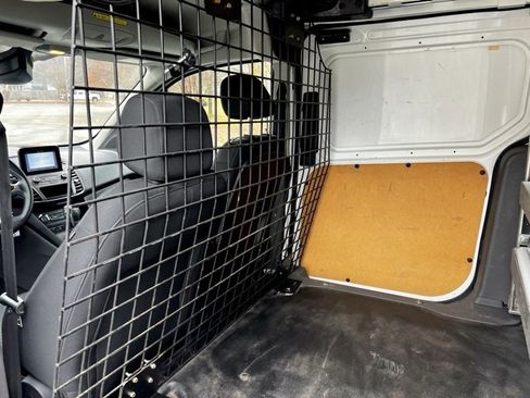 Used 2019 Ford Transit Connect XLT image 16