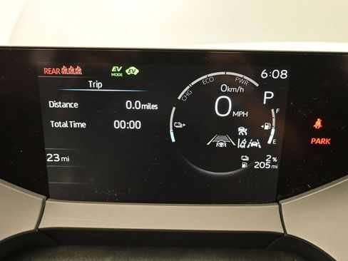 New 2025 Toyota Prius Plug-In Hybrid FWD image 19