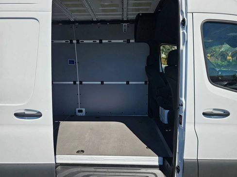 Used 2026 Mercedes-Benz Sprinter 2500 image 12