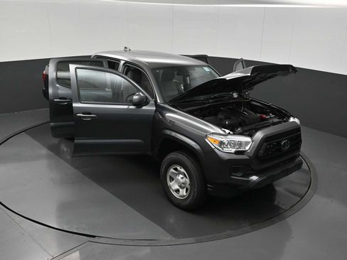 Used 2022 Toyota Tacoma SR image 31