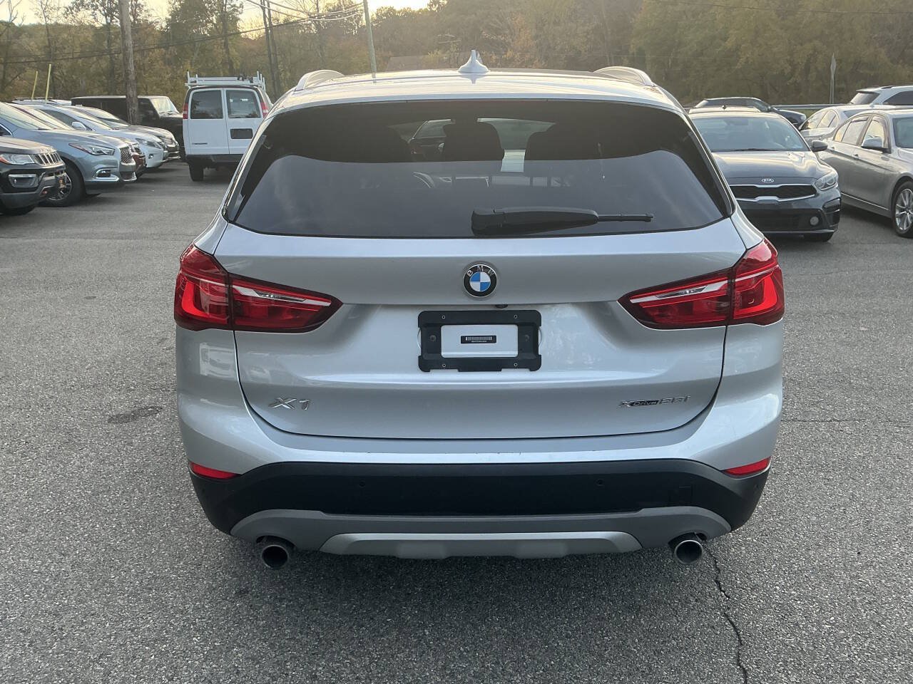 Used 2019 BMW X1 xDrive28i w/ Convenience Package AWD/4WD image 7