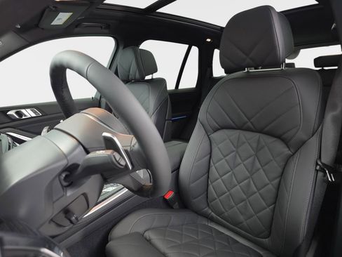 New 2026 BMW X5 xDrive50e w/ M Sport Package AWD/4WD image 15