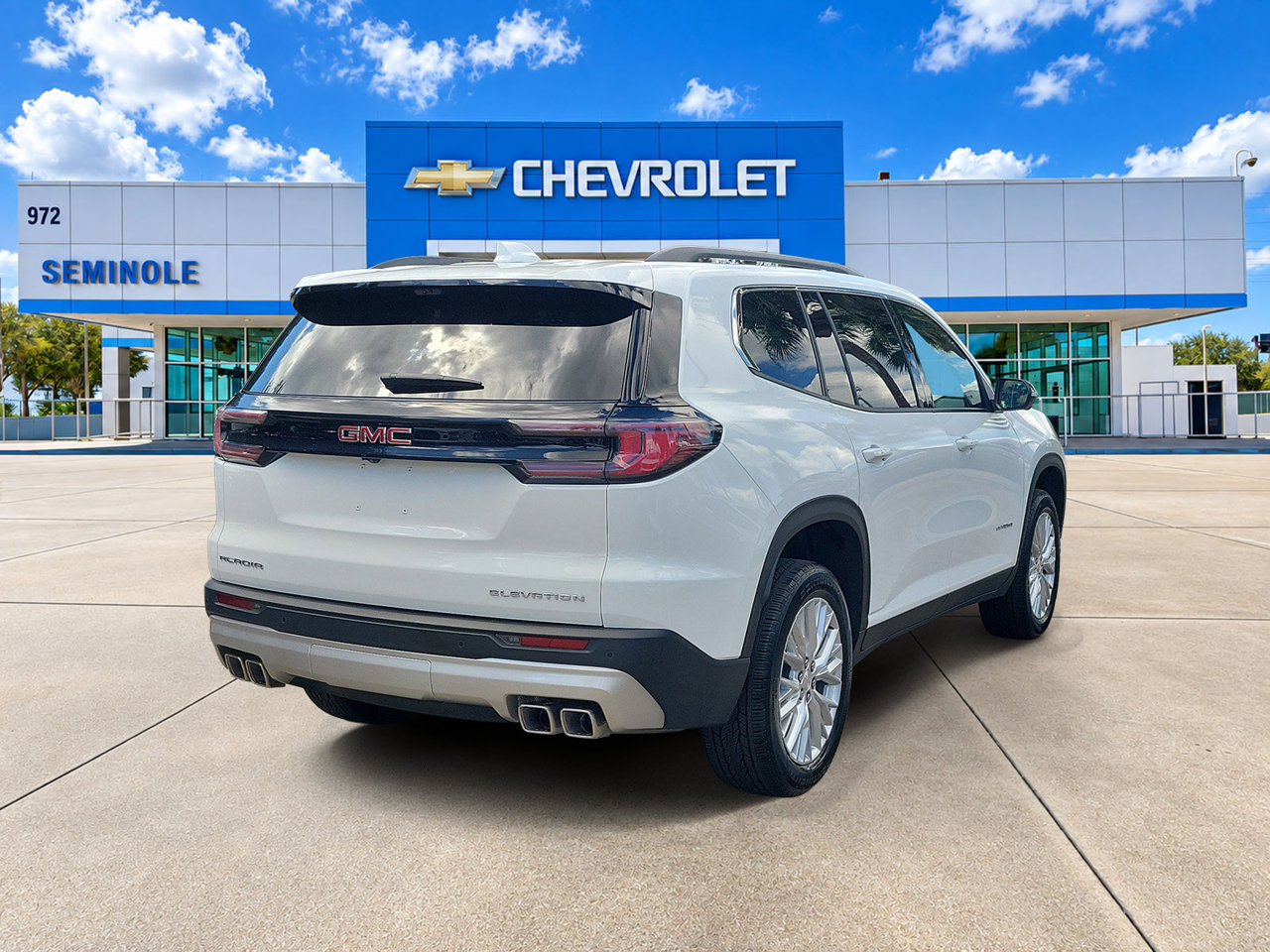 Certified 2026 GMC Acadia Elevation w/ Elevation Premium Package FWD image 3