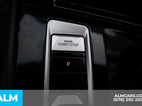 Used 2025 Volkswagen Atlas Cross Sport SE FWD image 36