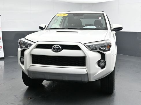 Used 2019 Toyota 4Runner TRD Off-Road image 4