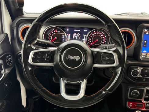 Used 2021 Jeep Gladiator Mojave AWD/4WD image 13