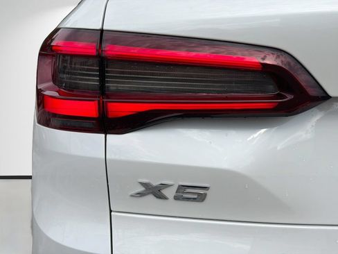 Used 2021 BMW X5 sDrive40i w/ Premium Package 2 RWD image 10