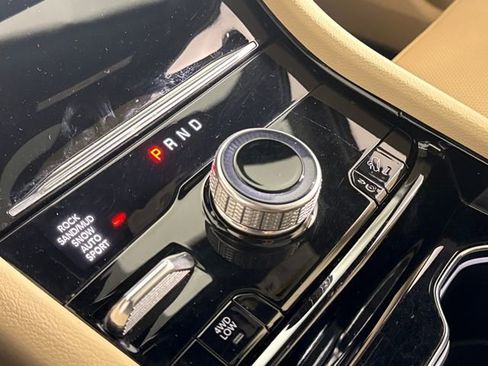 Used 2023 Jeep Grand Cherokee 4WD 4xe w/ Luxury Tech Group II image 31