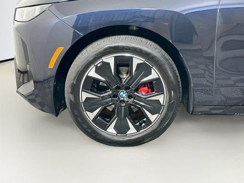 Used 2026 BMW iX xDrive45 w/ M Sport Package AWD/4WD image 37
