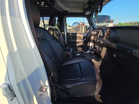 Used 2022 Jeep Gladiator Mojave w/ LED Lighting Group AWD/4WD image 5