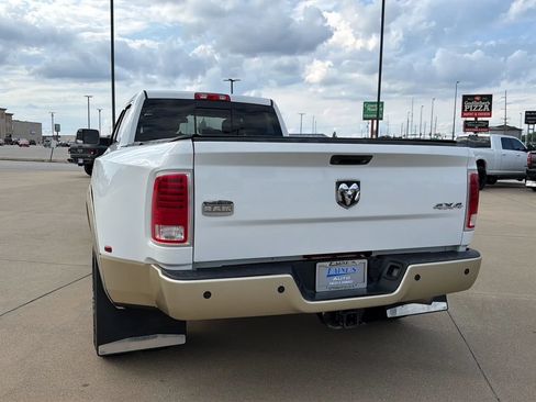 Used 2015 RAM 3500 Laramie Longhorn w/ Convenience Group AWD/4WD image 17