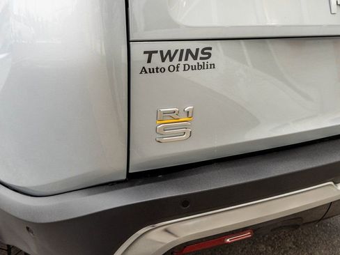 Used 2024 Rivian R1S Adventure image 49