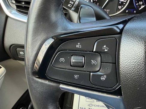 Used 2024 Buick Enclave Avenir AWD/4WD image 17