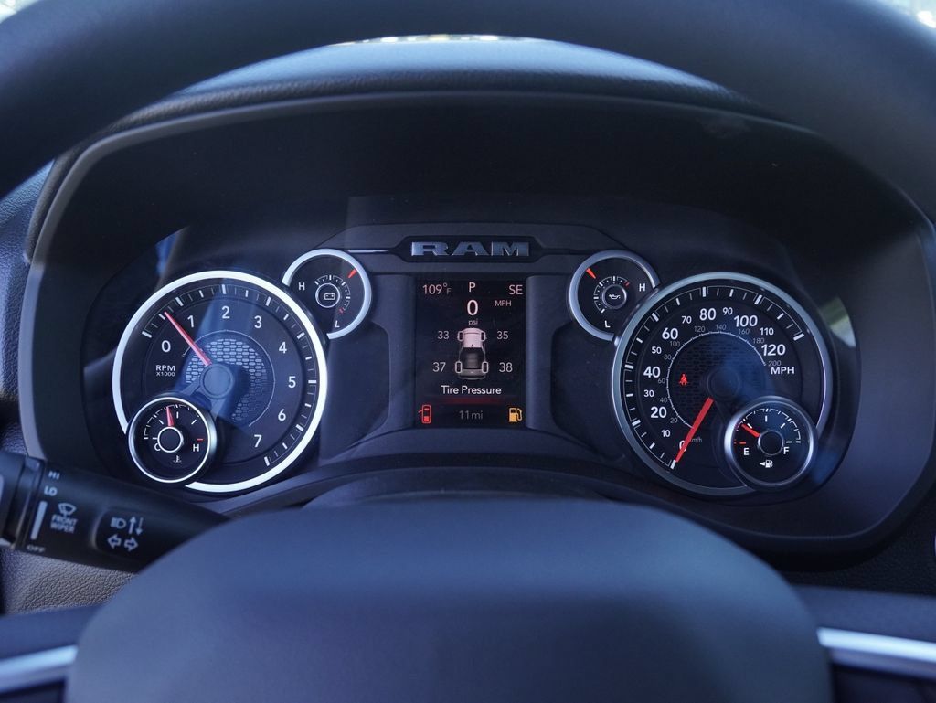 New 2026 RAM 1500 Big Horn AWD/4WD image 15