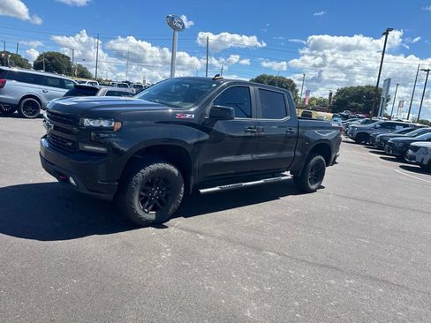 Used 2019 Chevrolet Silverado 1500 LT Trail Boss AWD/4WD image 6