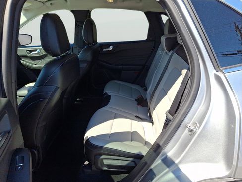 Used 2023 Ford Escape Platinum AWD/4WD image 14