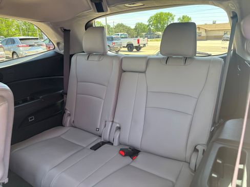 Used 2016 Honda Pilot Elite image 16