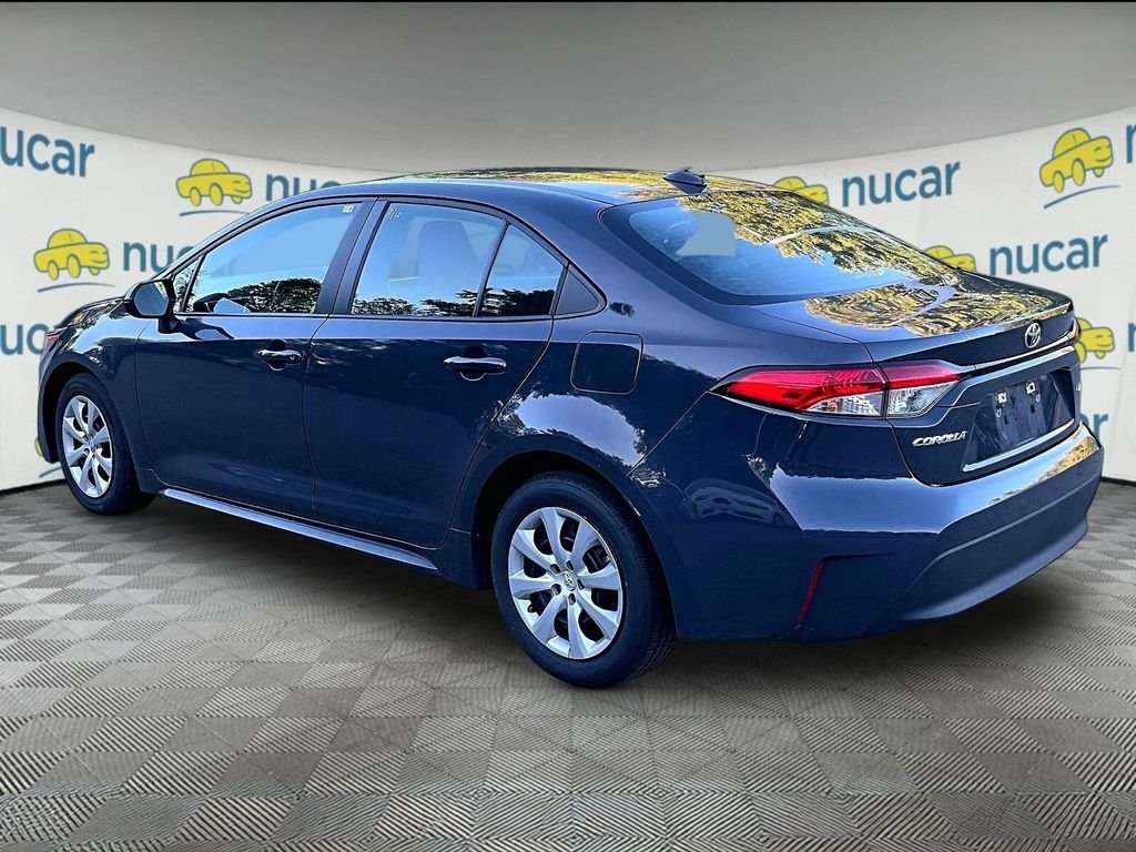 Certified 2023 Toyota Corolla LE FWD image 5