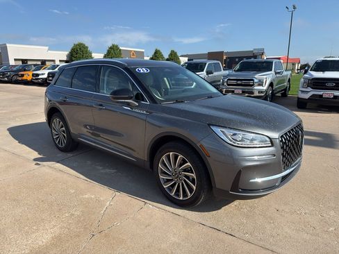 Used 2023 Lincoln Corsair Reserve w/ Equipment Group 201A AWD/4WD image 3