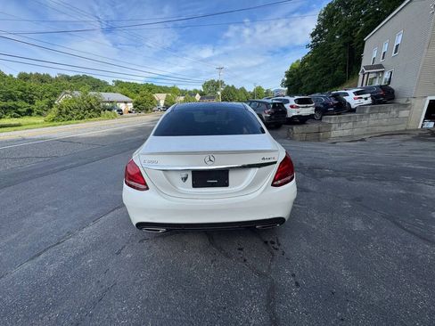 Used 2017 Mercedes-Benz C 300 4MATIC Sedan image 4